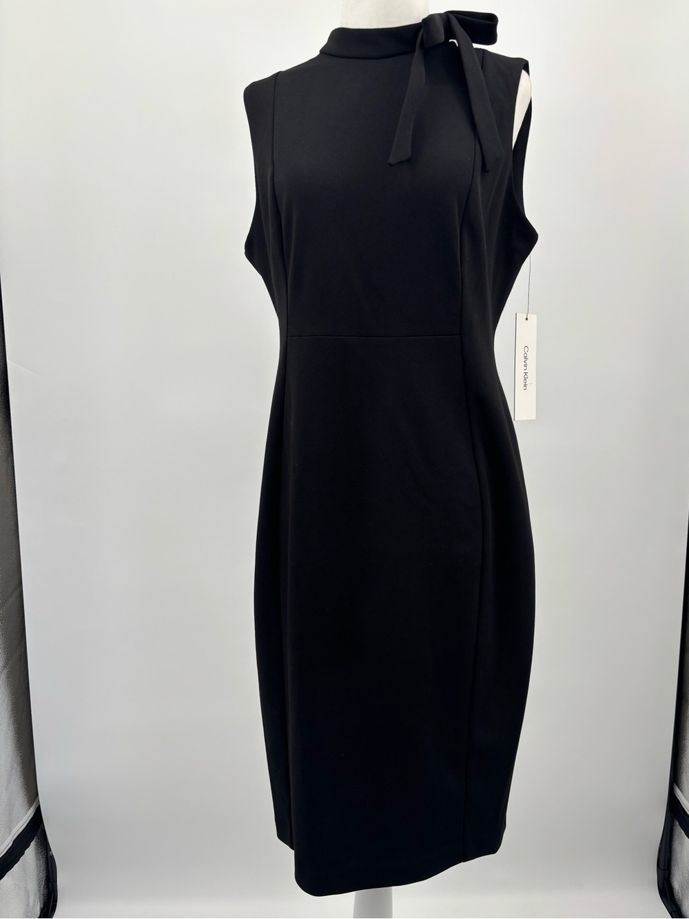 NWT Calvin Klein Sleeveless Bow-Neck Sheath Dress Size 8